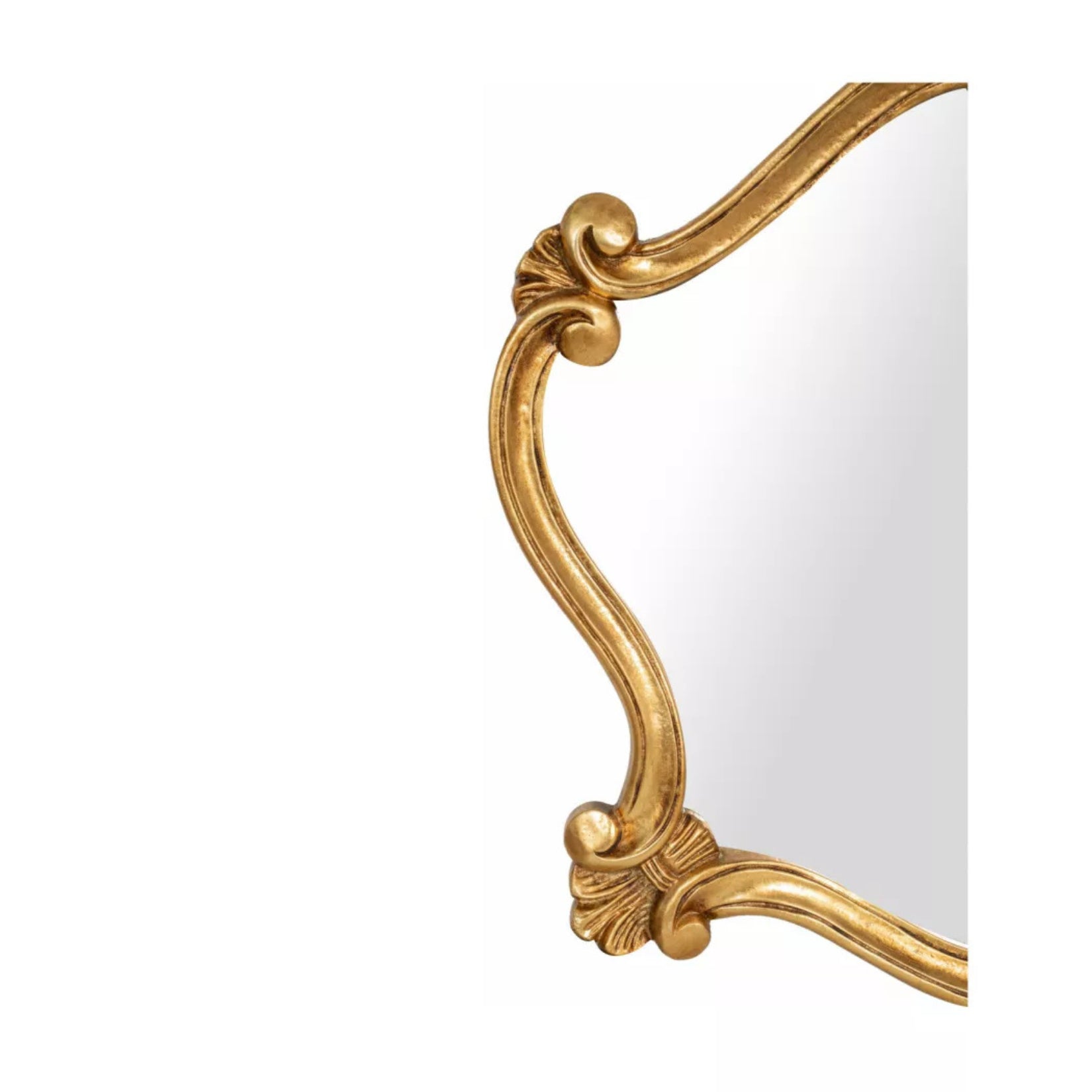 Détail du cadre gauche du miroir doré baroque, style classique avec ornements élégants.