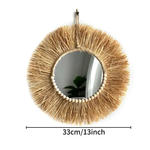 Dimensions du miroir en raphia, 33 cm de diamètre, pour un style naturel.