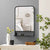 Miroir métal noir dans un intérieur scandinave lumineux et chaleureux.