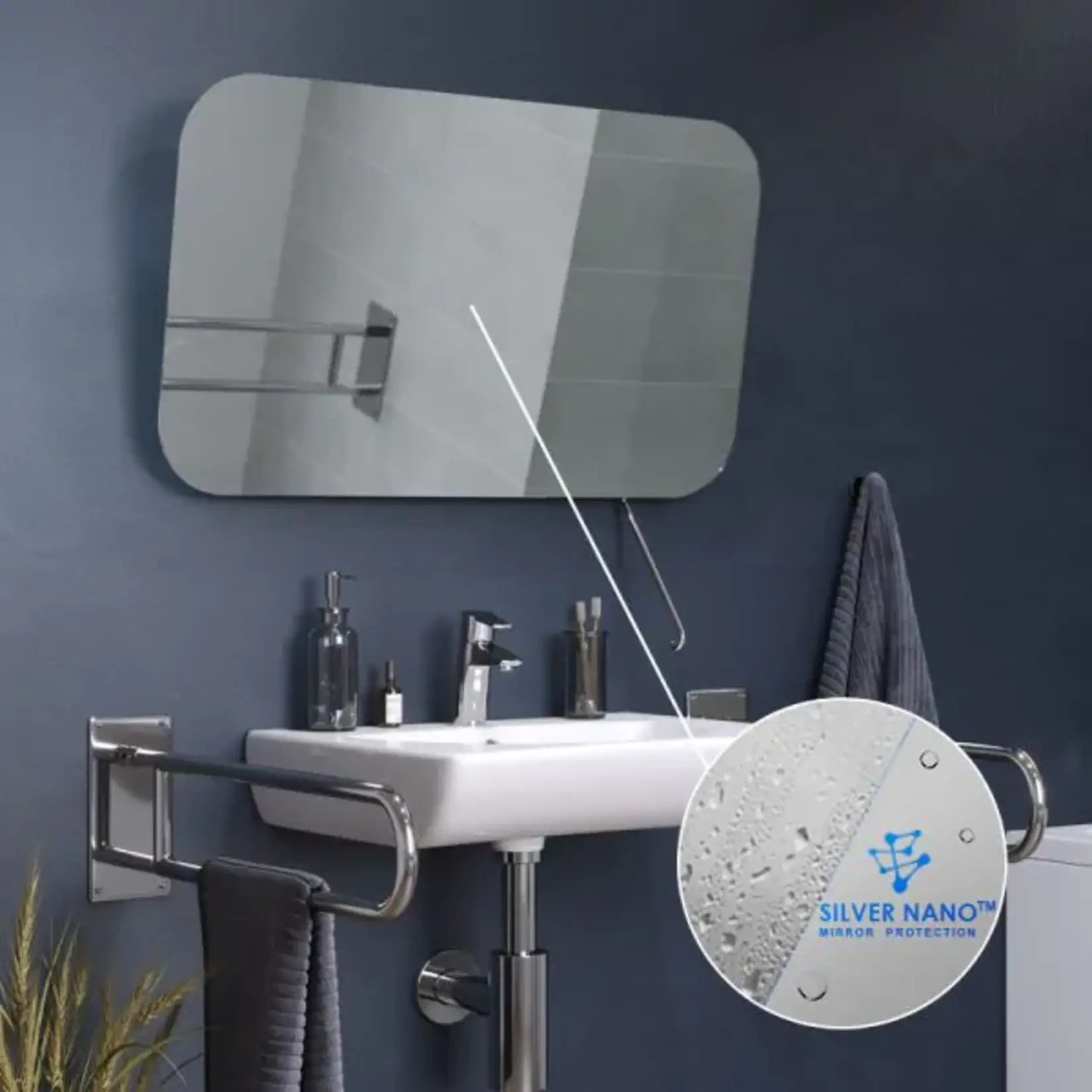 Miroir simple salle de bain 100 cm avec protection Silver Nano pour un entretien facilité et une surface plus brillante.