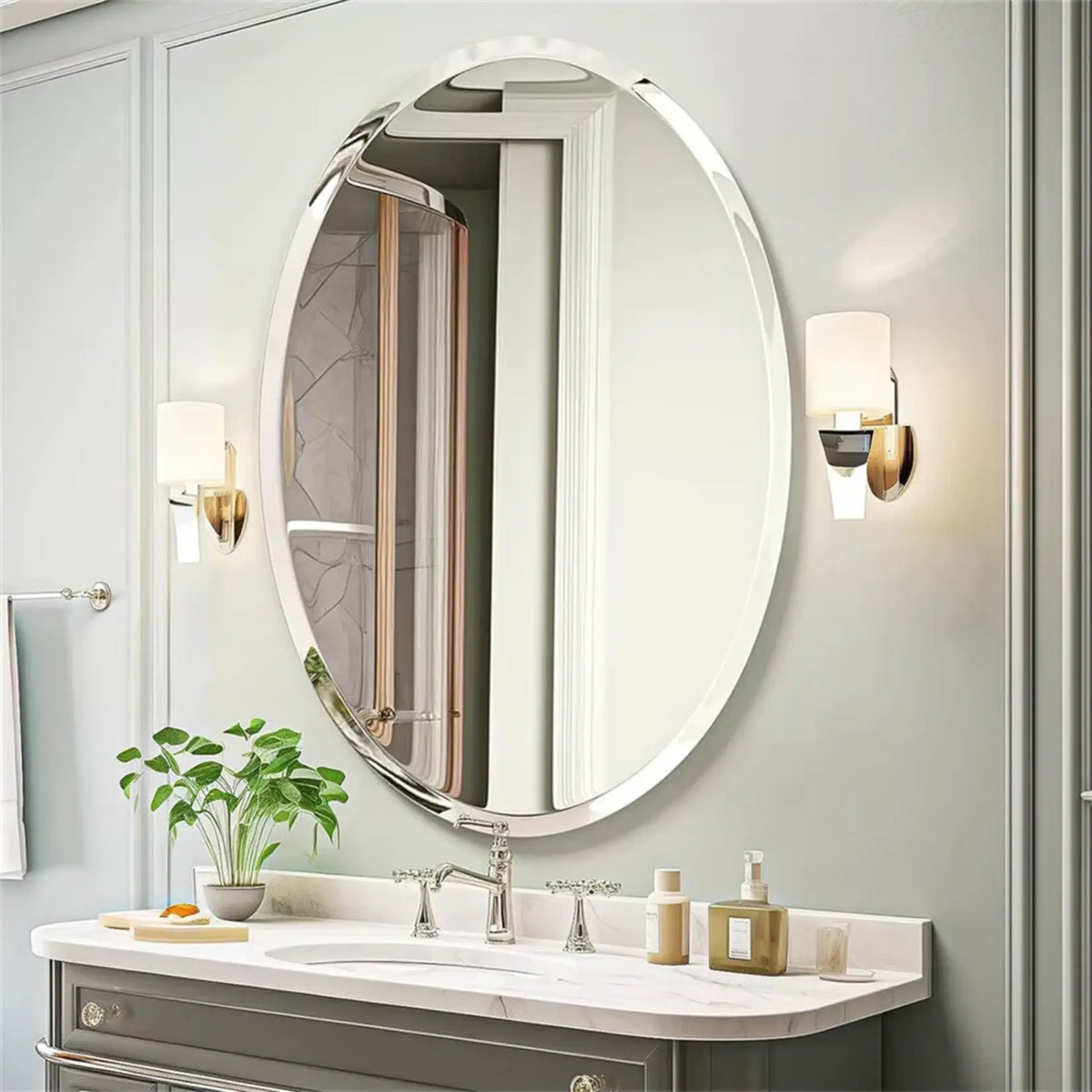 Miroir simple salle de bain 50x70 cm sans cadre, apportant une touche de luxe et de modernité.